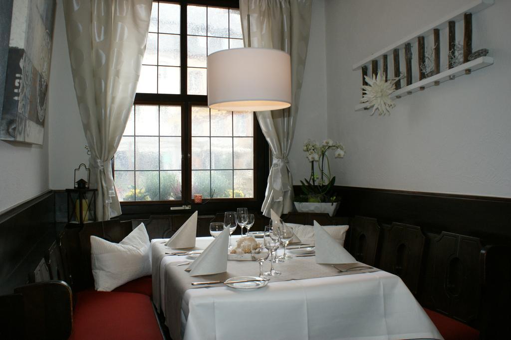 Hotel Restaurant Zunftstube Saarburg Eksteriør billede